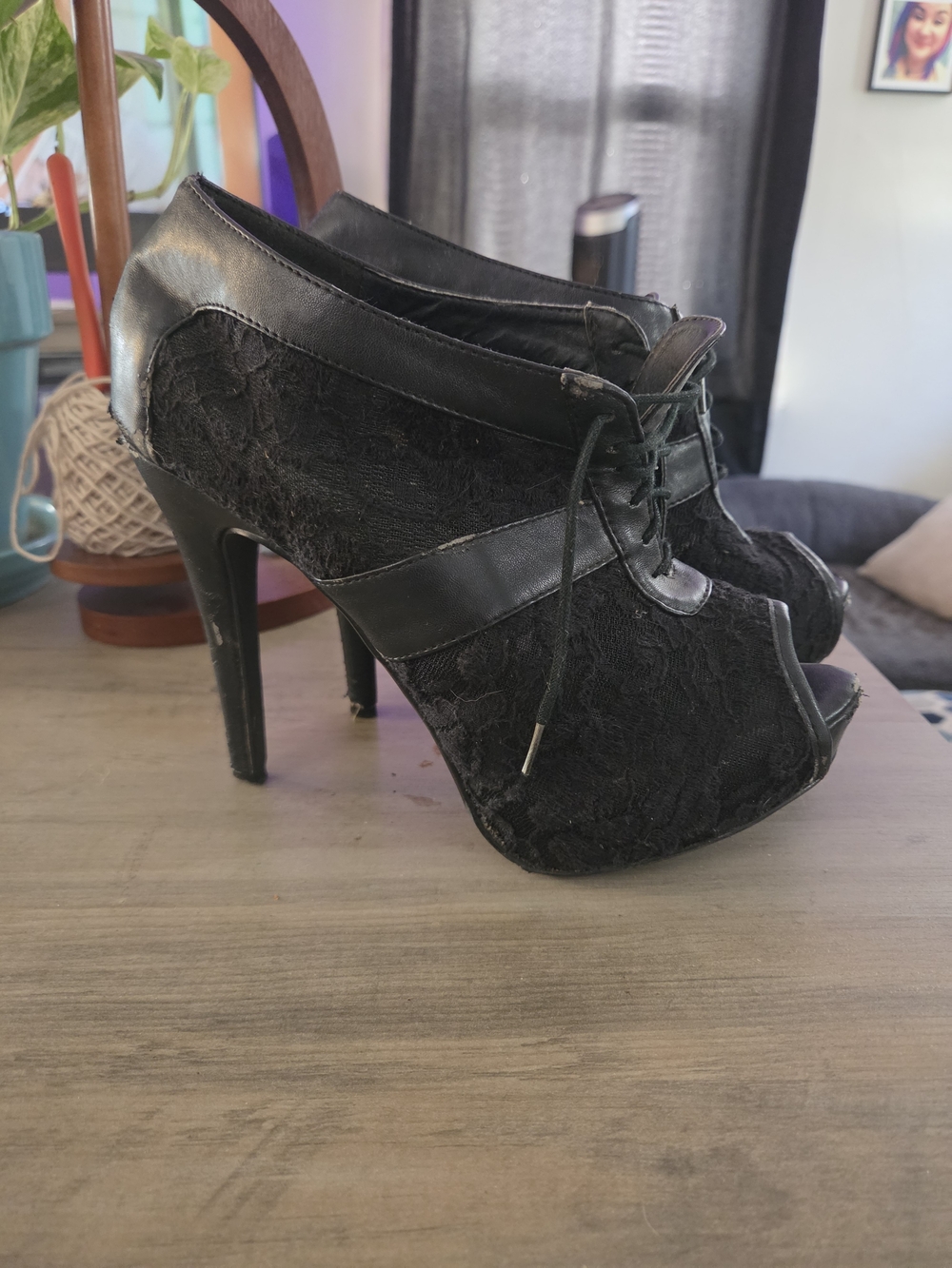 Carlos by Carlos Santana Black Lace Peep-Toe Lace-Up Heels